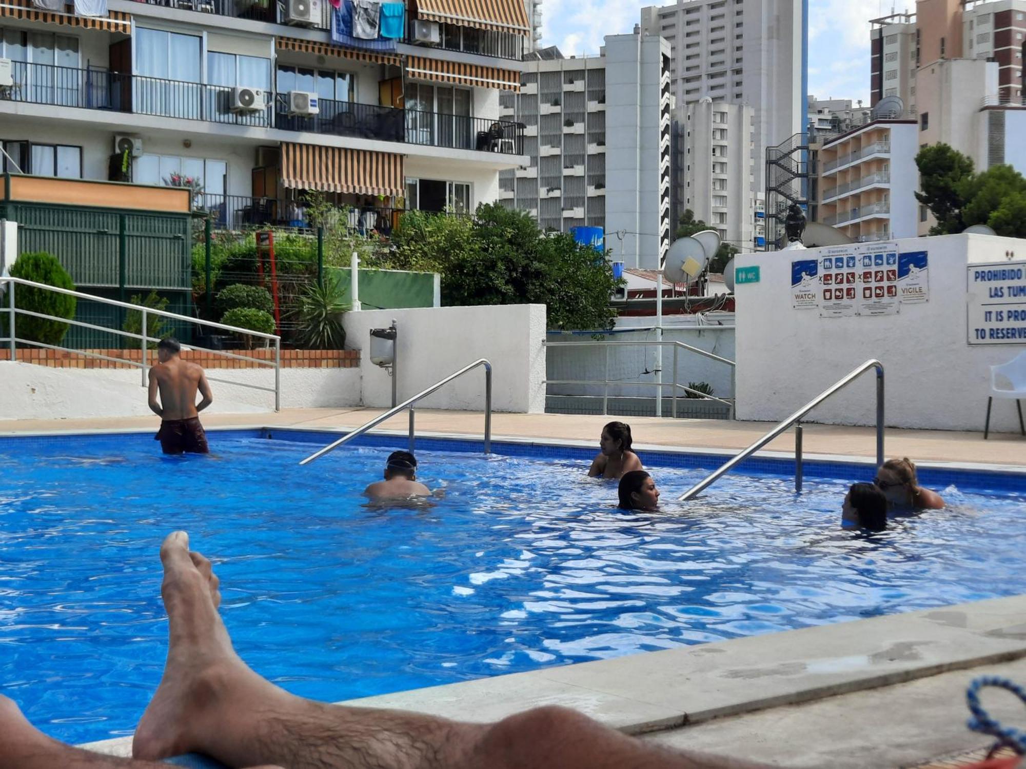 Happy Loix Wifi Aa Garage Pool Apartamento Benidorm Exterior foto